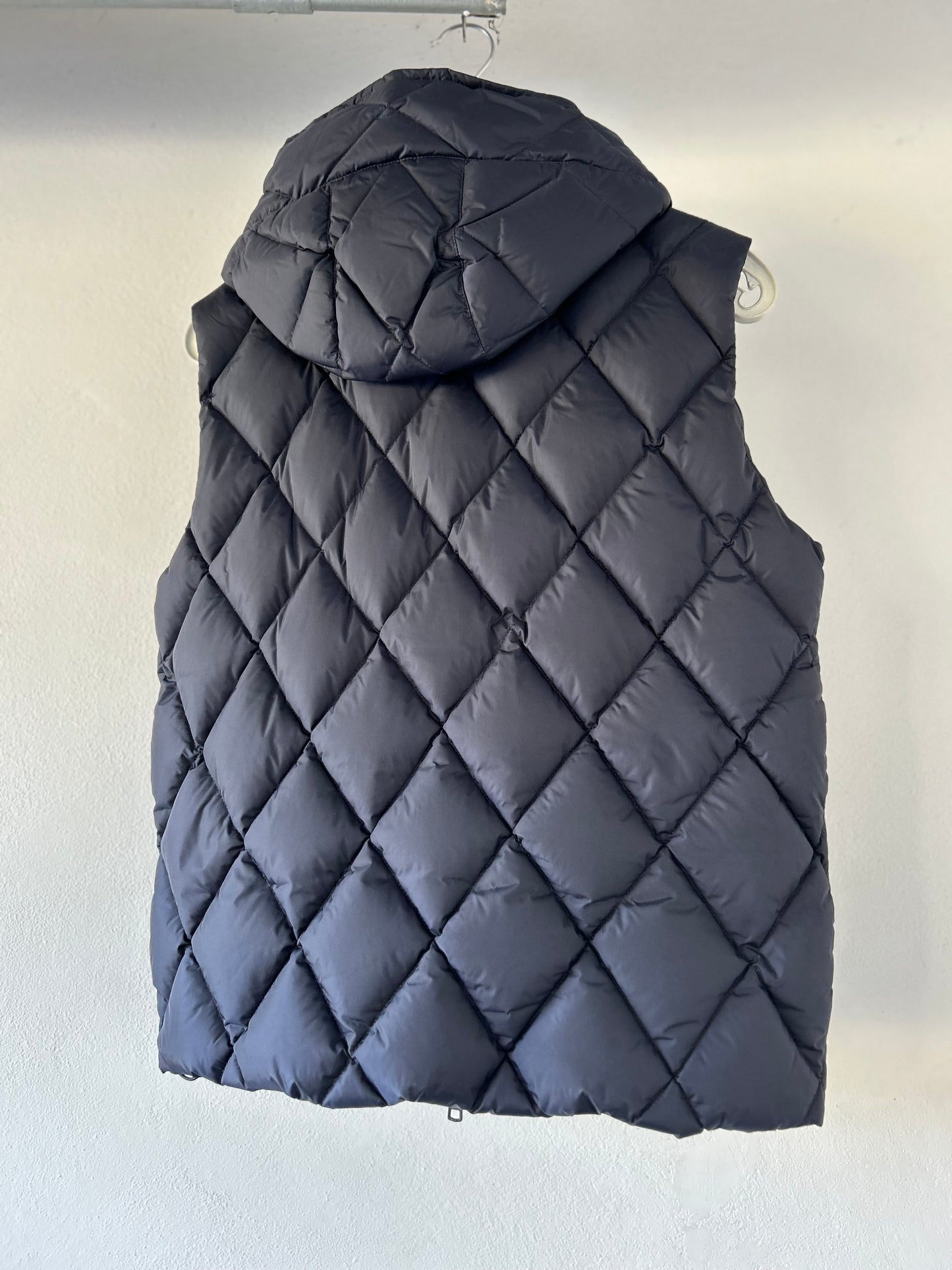 Urban Puffer Vest Unisex // șic x belmonton