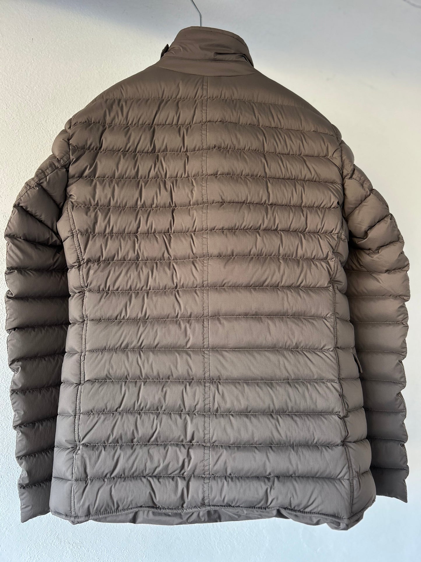 Geacă Slim Fit cu Puf de Gâscă // șic x belmonton