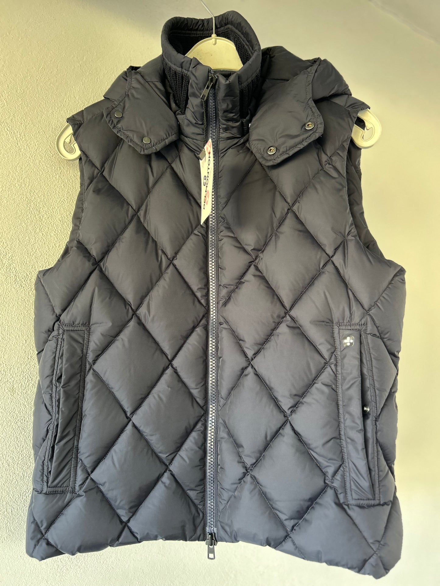 Urban Puffer Vest Unisex // șic x belmonton